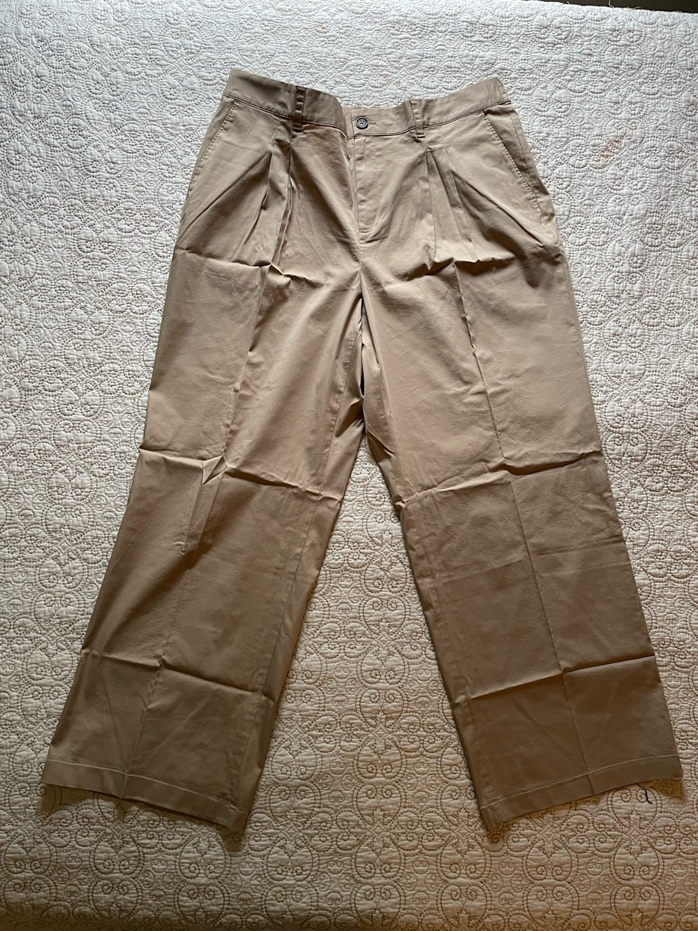 Tan Chino